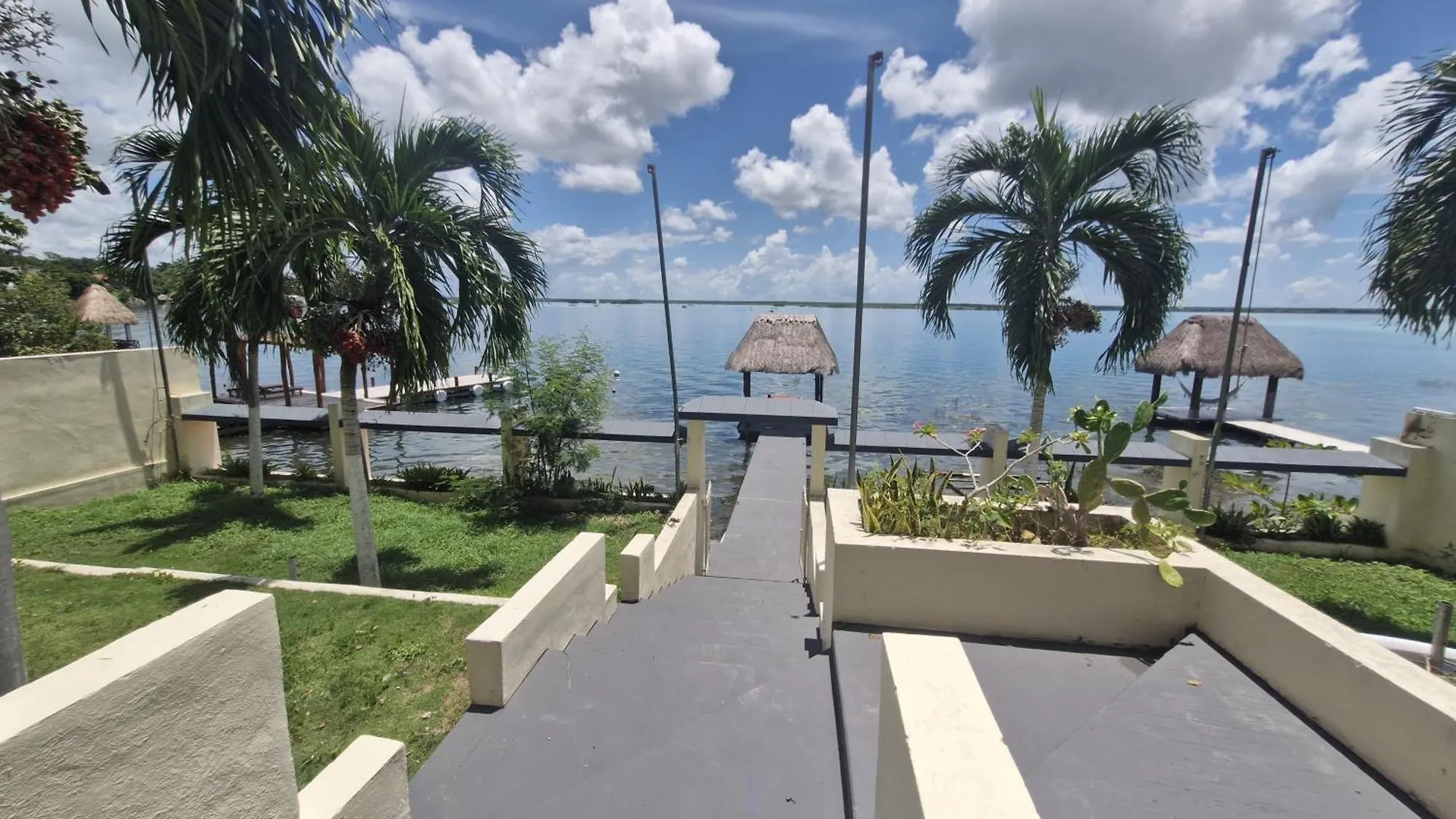 Homestay Casa Sirena - Habitaciones A Orilla De La Laguna Y Cenote Esmeralda Bacalar