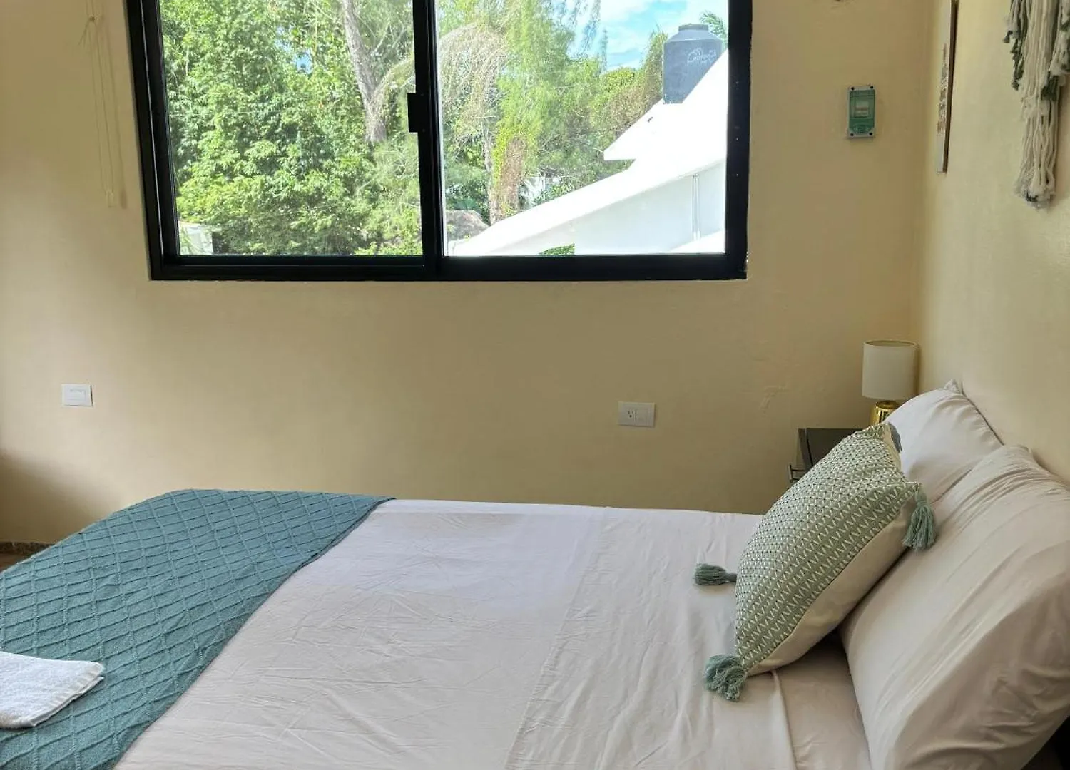 Casa Sirena - Habitaciones A Orilla De La Laguna Y Cenote Esmeralda Bacalar Homestay